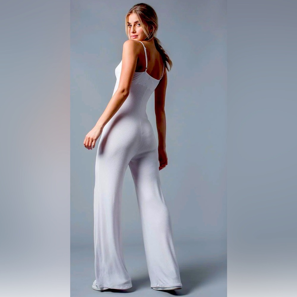 Brand New White V-Neck Cami Jumpsuit. Size XL perfect conditions - Picture 3 of 10